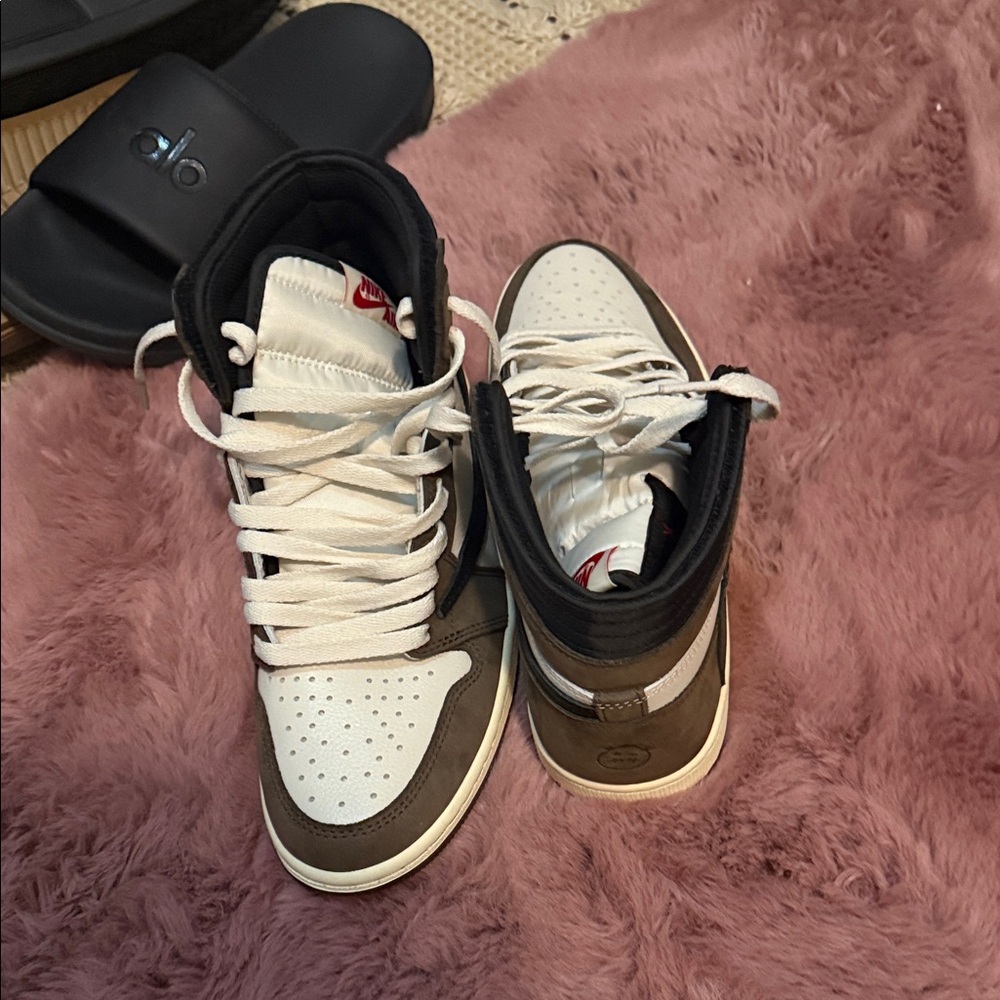 Travis Scott high tops High-Top Sneakers Nike
